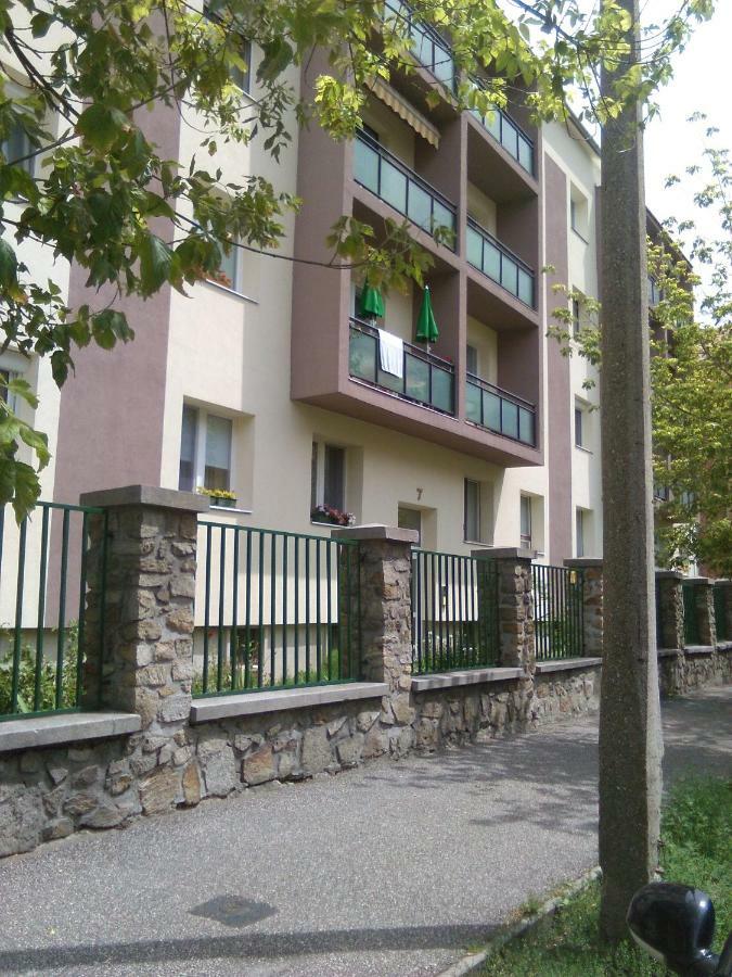 Kis Janos Apartman Sopron Buitenkant foto